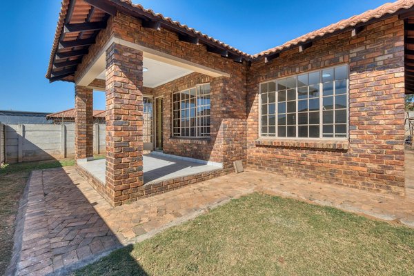 Découvrez la bouée siège bébé idéale pour l'été !