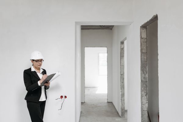 Comprendre l'assurance décennale : un must pour les pros du bâtiment