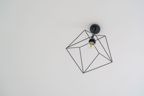 Conseils pour choisir le meilleur site de vente de luminaire design