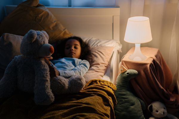 Les bienfaits insoupçonnés d'une veilleuse de nuit révélés