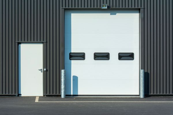 Porte de garage ou porte blindée à marseille : quel choix faire ?