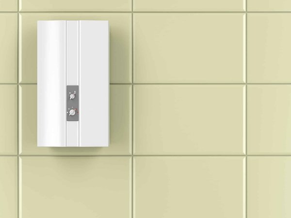 Quels sont les avantages d'un chauffe-eau instantané pour une maison de vacances ?